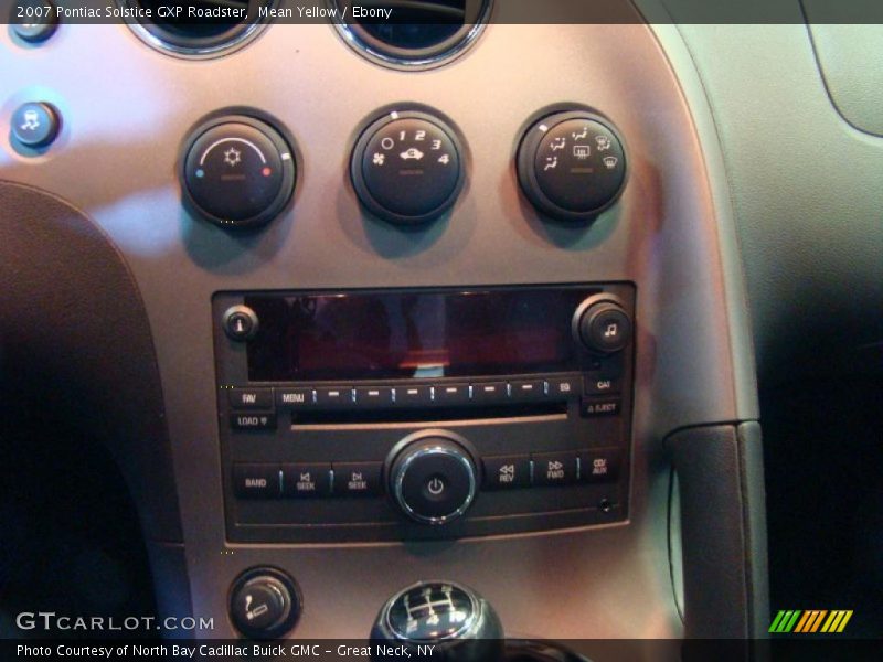 Mean Yellow / Ebony 2007 Pontiac Solstice GXP Roadster