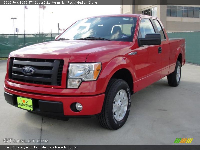 Front 3/4 View of 2010 F150 STX SuperCab
