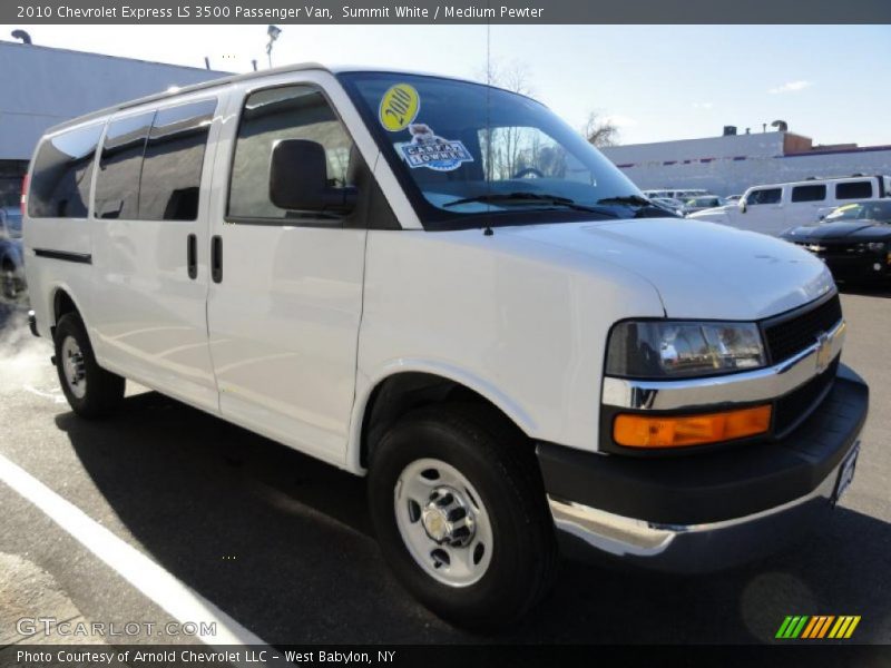 Summit White / Medium Pewter 2010 Chevrolet Express LS 3500 Passenger Van