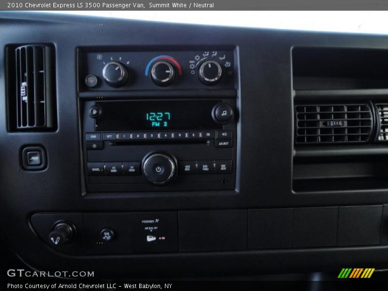 Summit White / Neutral 2010 Chevrolet Express LS 3500 Passenger Van