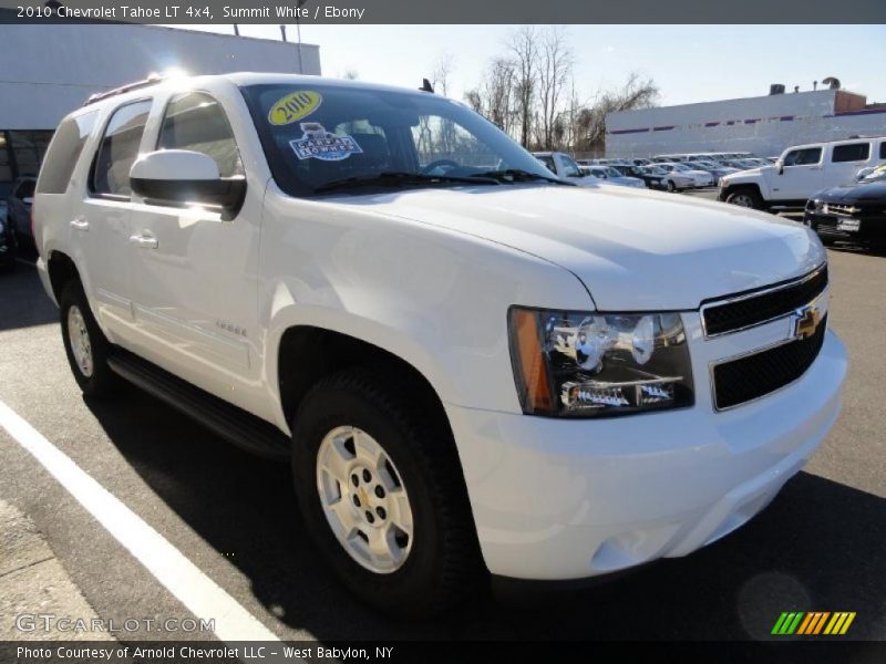 Front 3/4 View of 2010 Tahoe LT 4x4