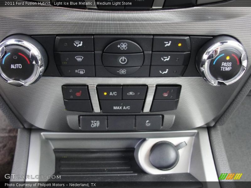 Controls of 2011 Fusion Hybrid