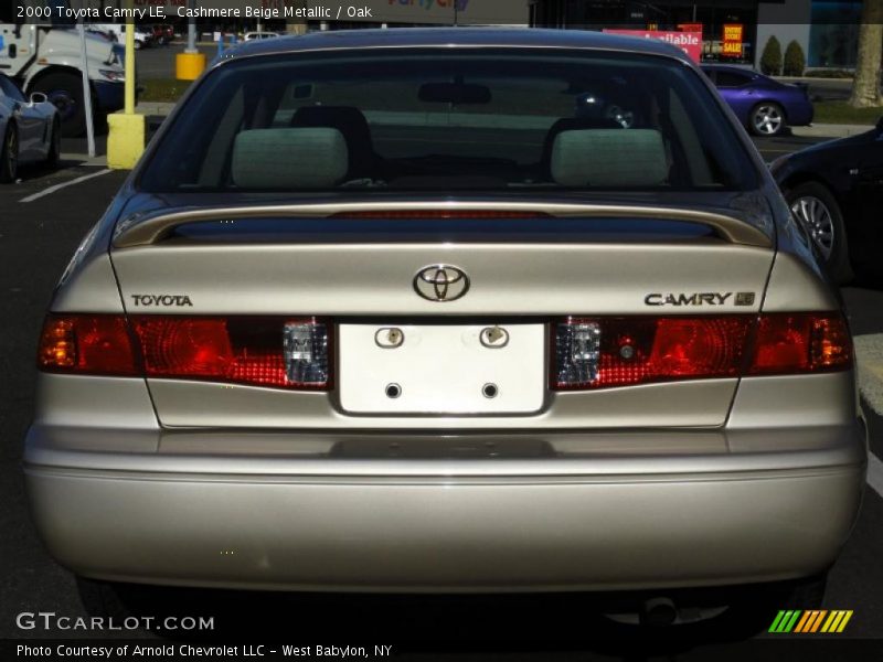 Cashmere Beige Metallic / Oak 2000 Toyota Camry LE