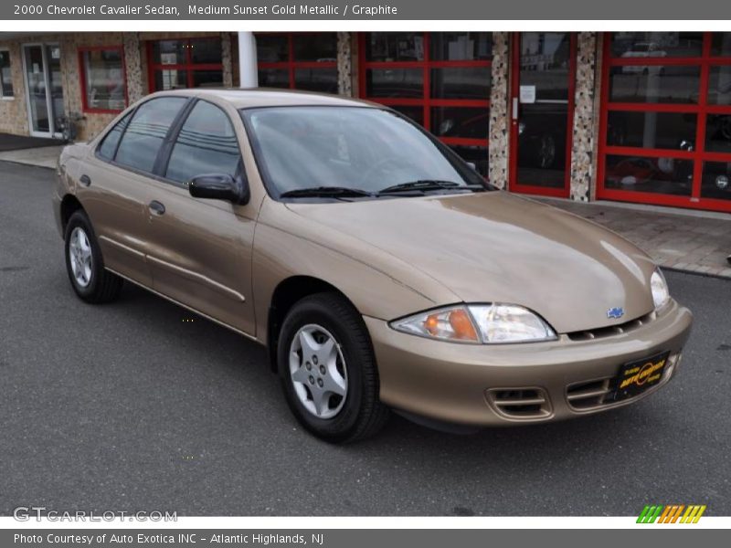Front 3/4 View of 2000 Cavalier Sedan