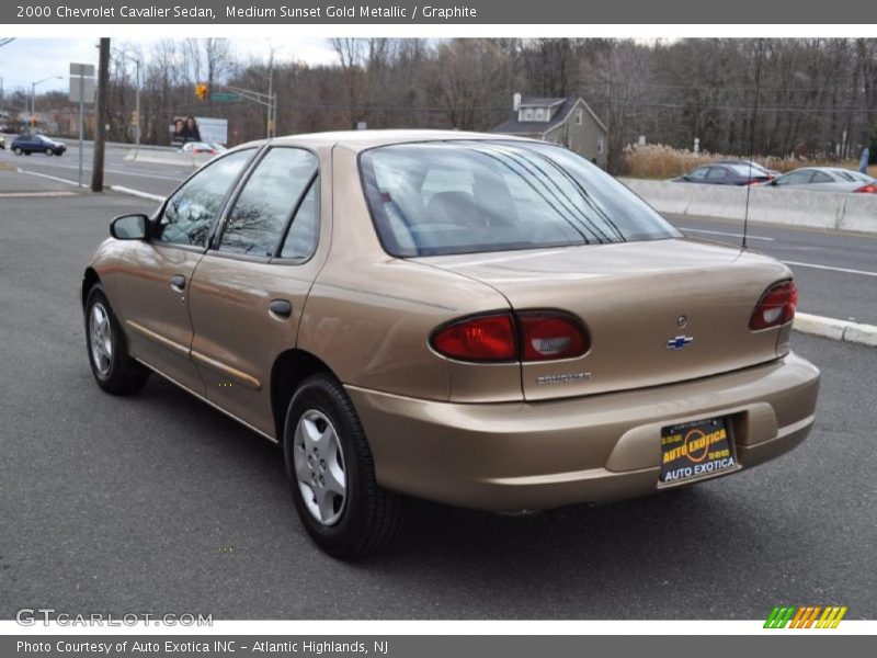 Medium Sunset Gold Metallic / Graphite 2000 Chevrolet Cavalier Sedan