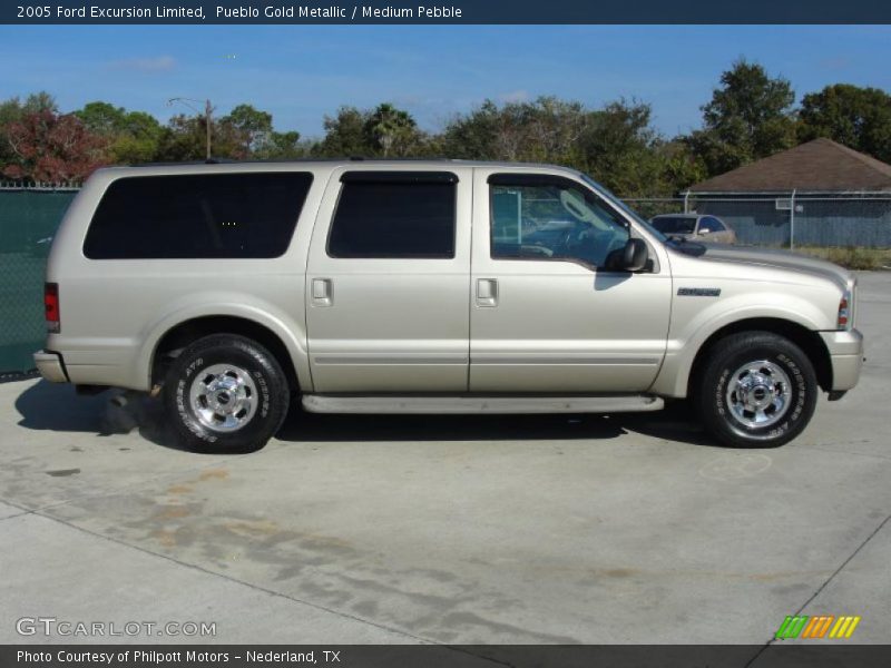  2005 Excursion Limited Pueblo Gold Metallic