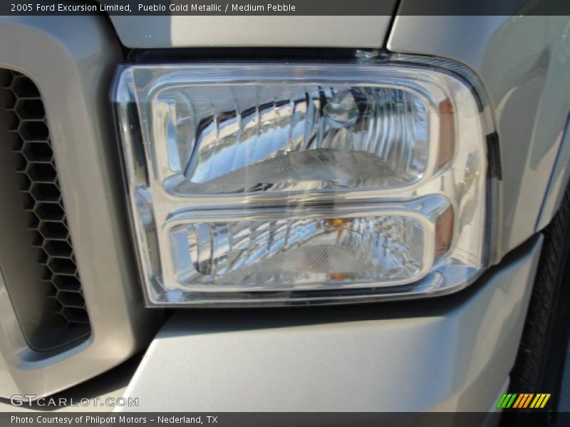 Pueblo Gold Metallic / Medium Pebble 2005 Ford Excursion Limited
