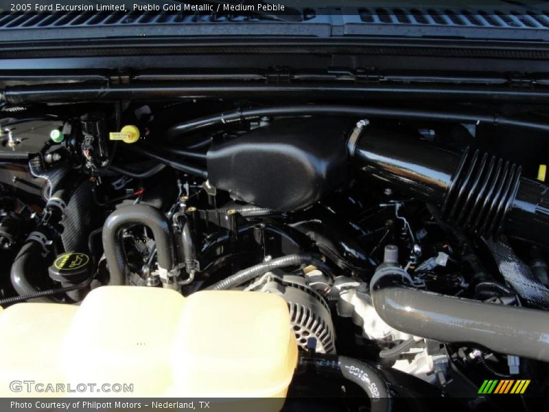  2005 Excursion Limited Engine - 5.4 Liter SOHC 16-Valve Triton V8