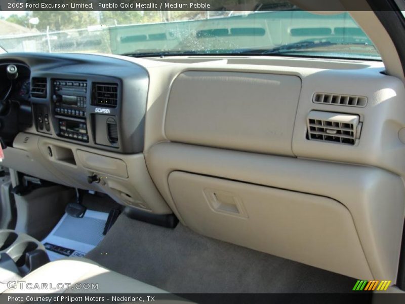 Pueblo Gold Metallic / Medium Pebble 2005 Ford Excursion Limited