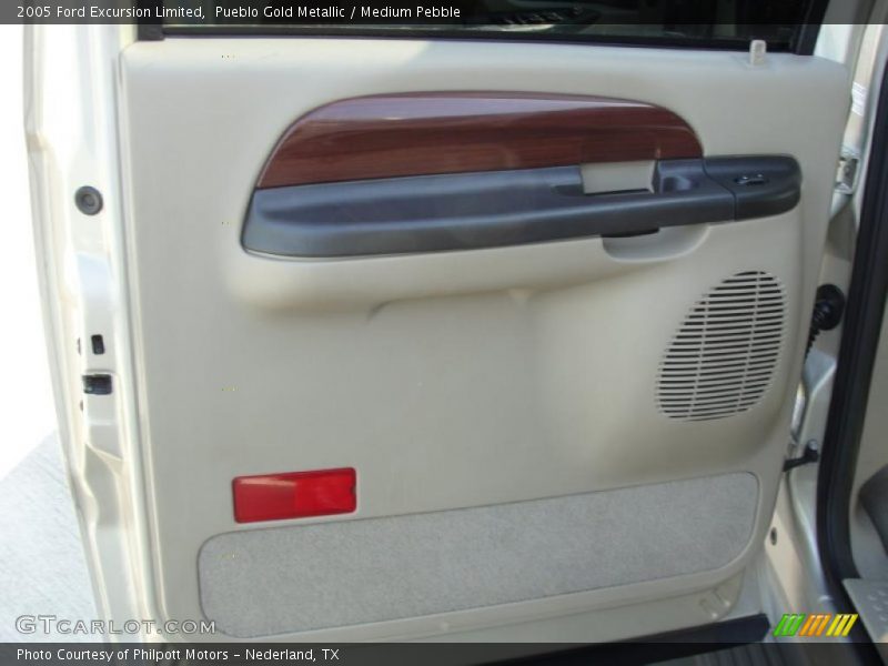 Pueblo Gold Metallic / Medium Pebble 2005 Ford Excursion Limited