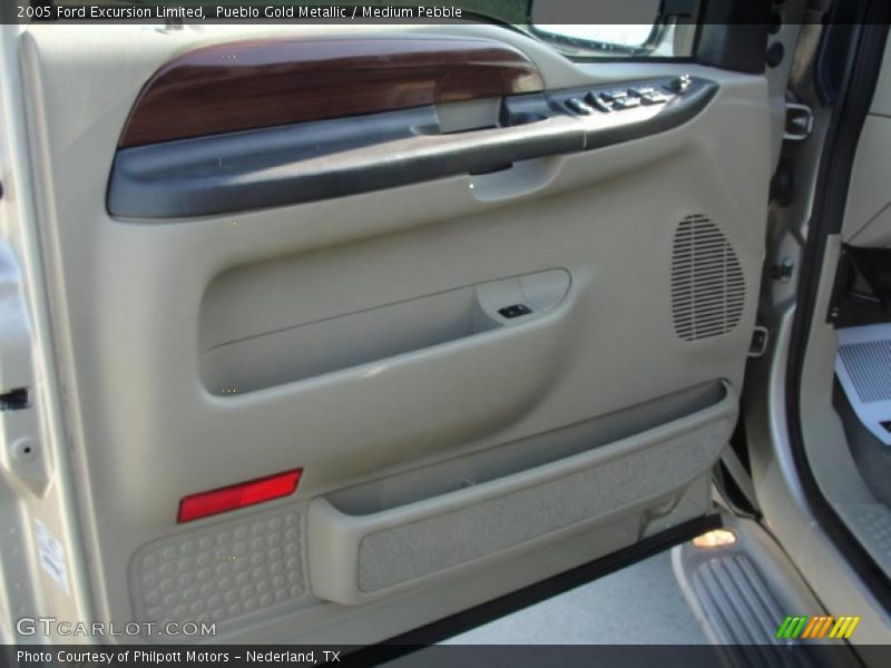 Pueblo Gold Metallic / Medium Pebble 2005 Ford Excursion Limited