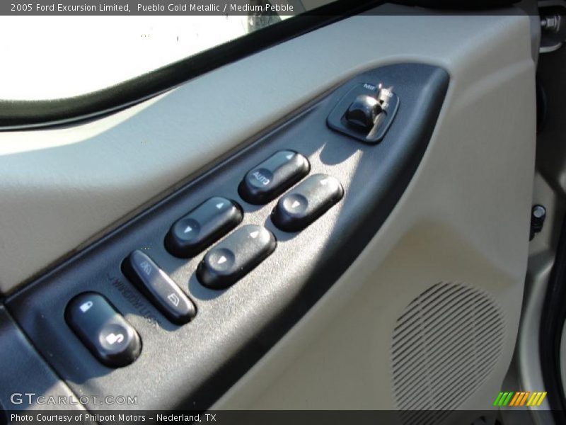 Pueblo Gold Metallic / Medium Pebble 2005 Ford Excursion Limited