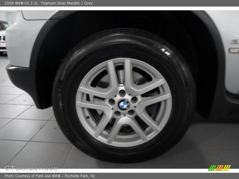Titanium Silver Metallic / Grey 2006 BMW X5 3.0i