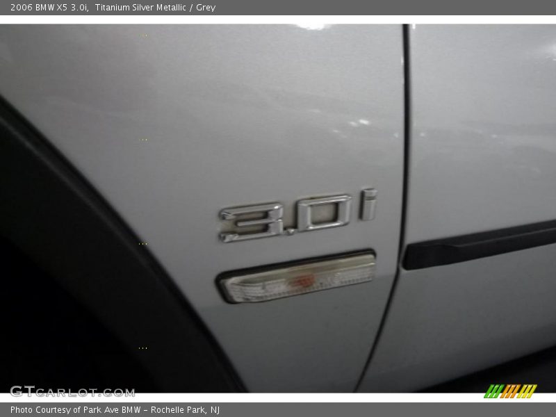 Titanium Silver Metallic / Grey 2006 BMW X5 3.0i
