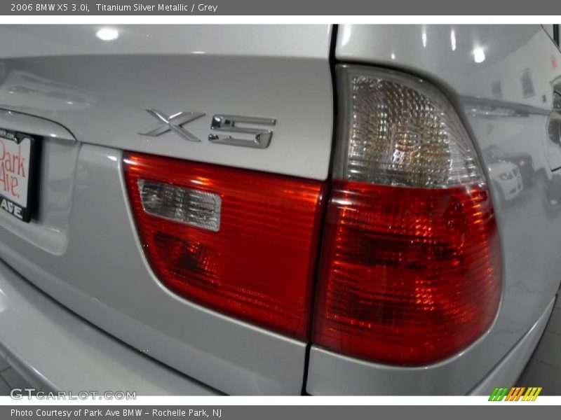 Titanium Silver Metallic / Grey 2006 BMW X5 3.0i