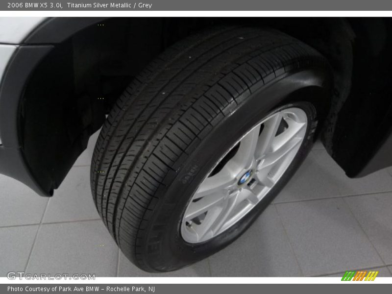 Titanium Silver Metallic / Grey 2006 BMW X5 3.0i