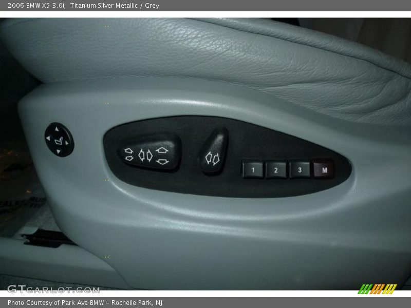 Titanium Silver Metallic / Grey 2006 BMW X5 3.0i