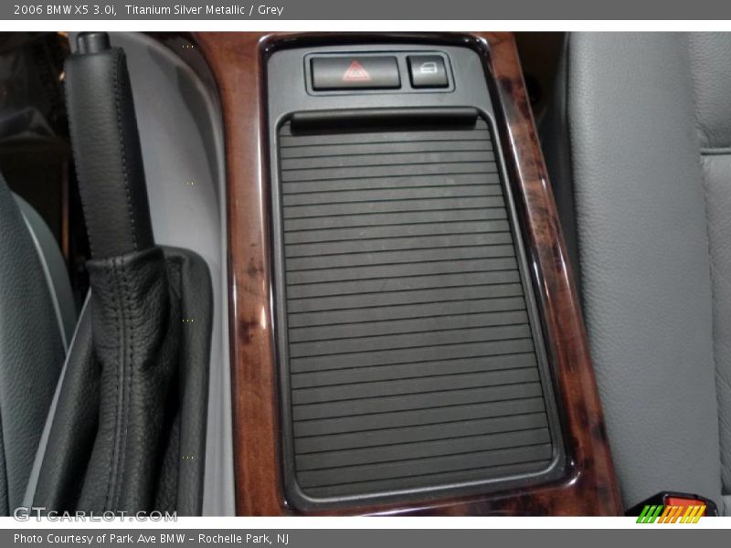 Titanium Silver Metallic / Grey 2006 BMW X5 3.0i