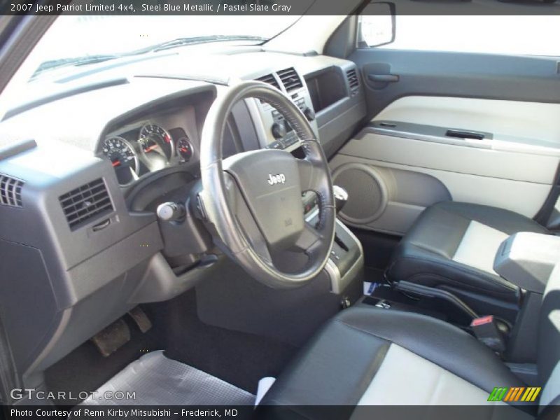  2007 Patriot Limited 4x4 Pastel Slate Gray Interior
