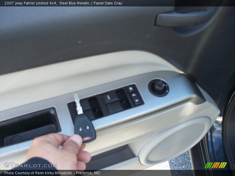 Controls of 2007 Patriot Limited 4x4