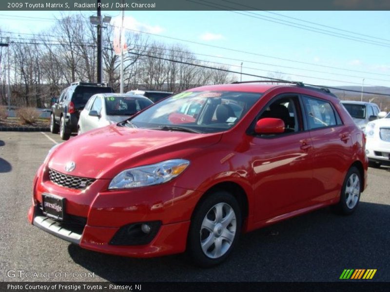 Radiant Red / Dark Charcoal 2009 Toyota Matrix S