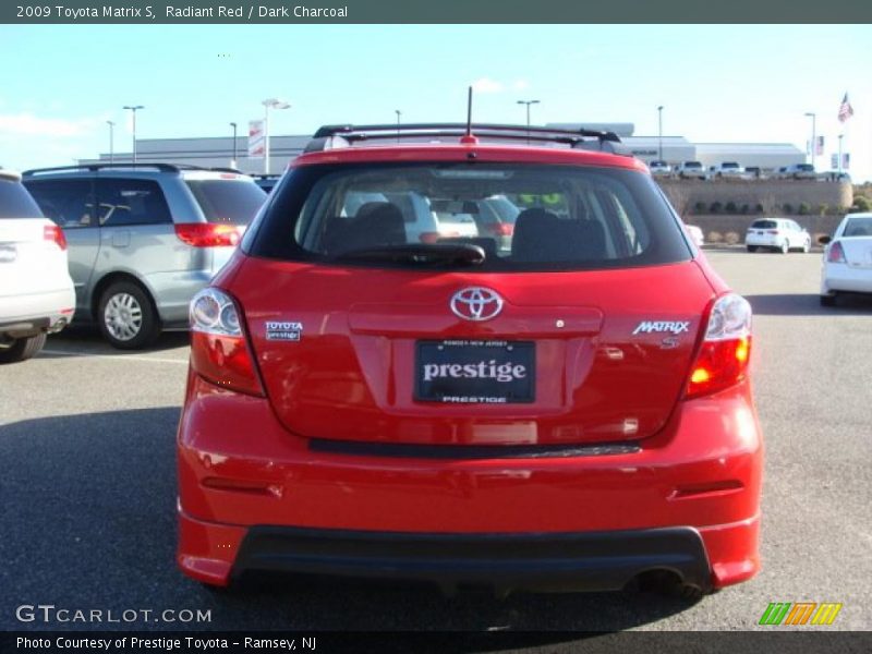 Radiant Red / Dark Charcoal 2009 Toyota Matrix S