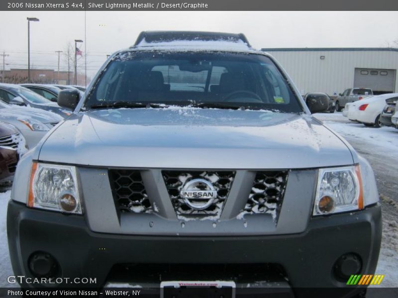 Silver Lightning Metallic / Desert/Graphite 2006 Nissan Xterra S 4x4