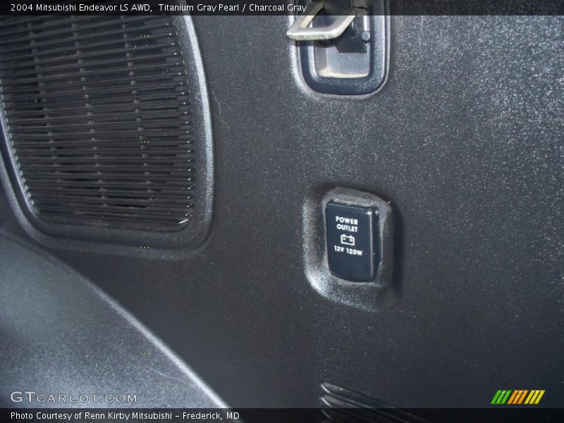 Titanium Gray Pearl / Charcoal Gray 2004 Mitsubishi Endeavor LS AWD