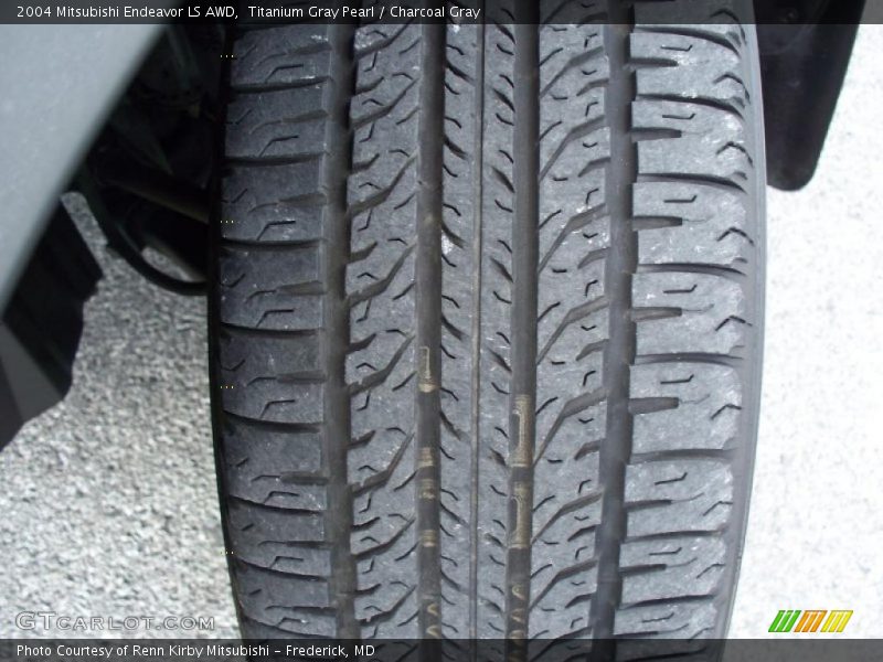 Titanium Gray Pearl / Charcoal Gray 2004 Mitsubishi Endeavor LS AWD