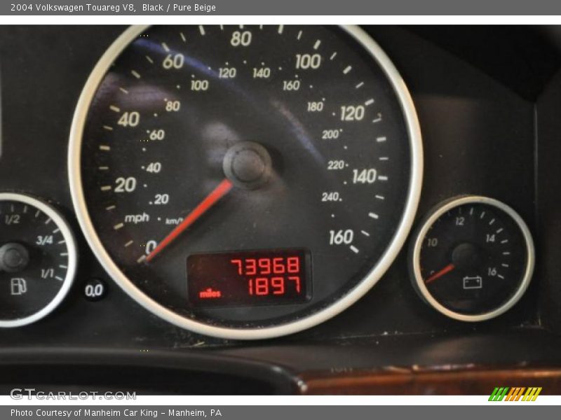 Black / Pure Beige 2004 Volkswagen Touareg V8