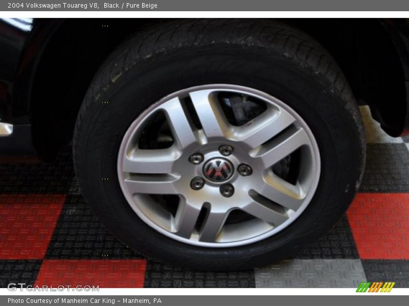 Black / Pure Beige 2004 Volkswagen Touareg V8