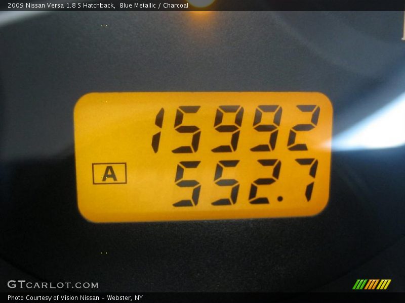 Blue Metallic / Charcoal 2009 Nissan Versa 1.8 S Hatchback