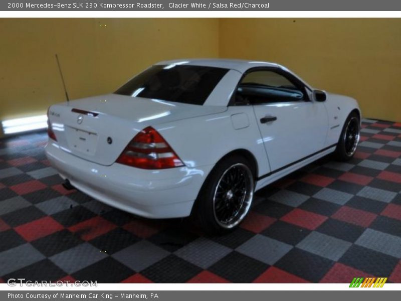 Glacier White / Salsa Red/Charcoal 2000 Mercedes-Benz SLK 230 Kompressor Roadster