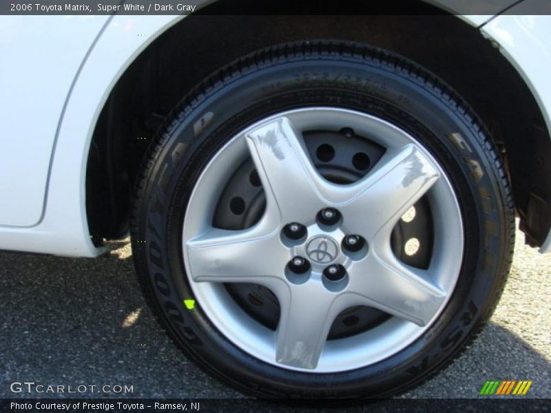 Super White / Dark Gray 2006 Toyota Matrix