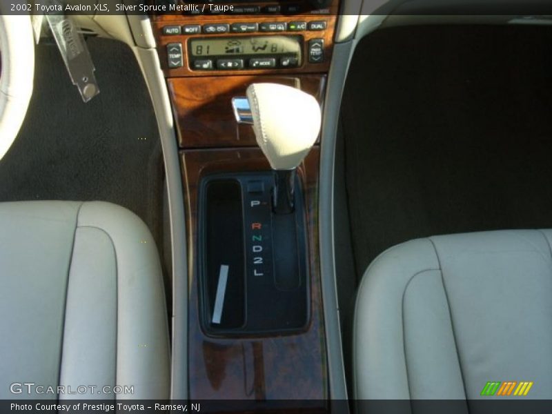 Silver Spruce Metallic / Taupe 2002 Toyota Avalon XLS