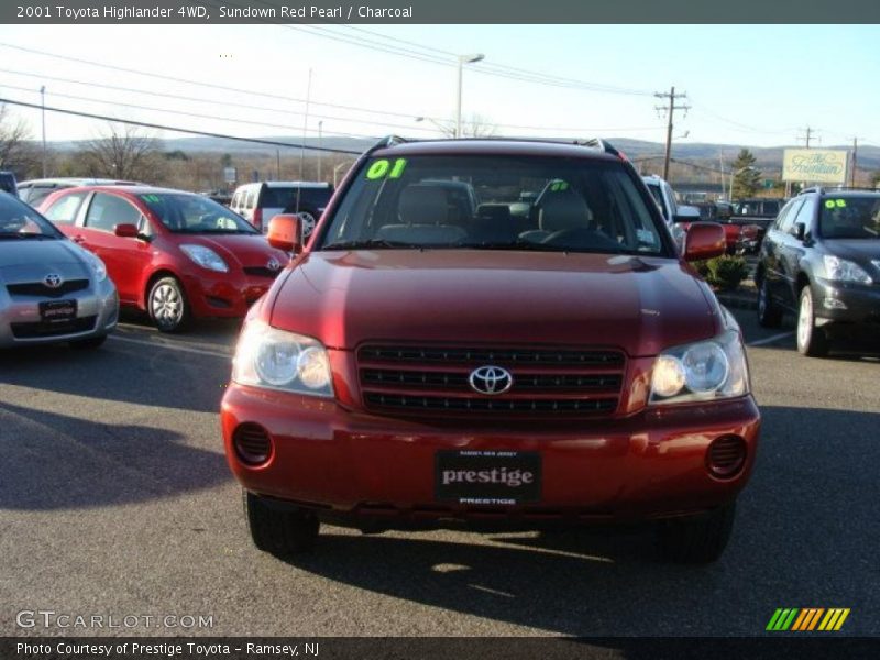 Sundown Red Pearl / Charcoal 2001 Toyota Highlander 4WD
