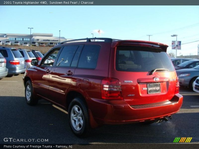Sundown Red Pearl / Charcoal 2001 Toyota Highlander 4WD