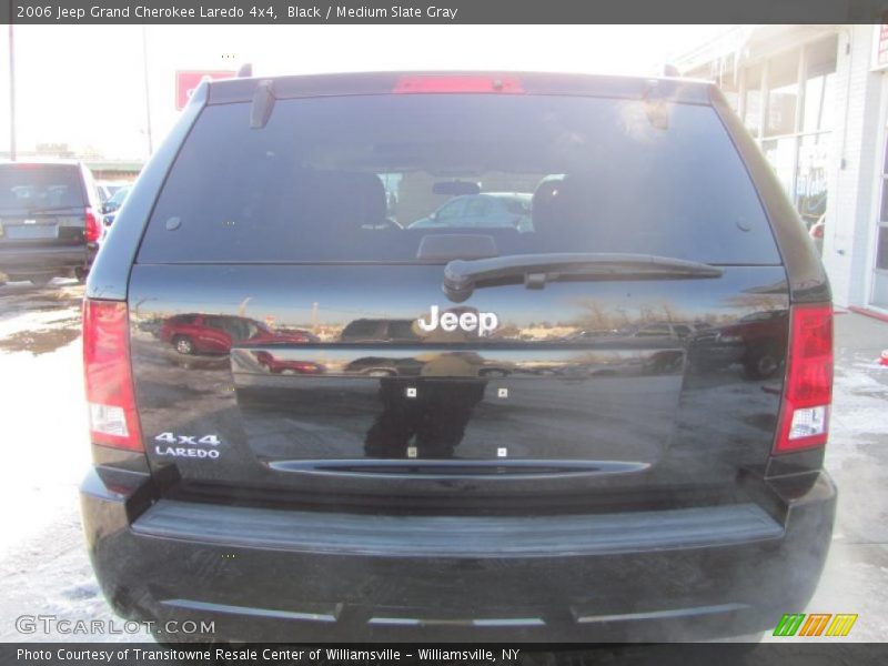 Black / Medium Slate Gray 2006 Jeep Grand Cherokee Laredo 4x4