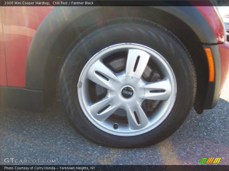 Chili Red / Panther Black 2006 Mini Cooper Hardtop