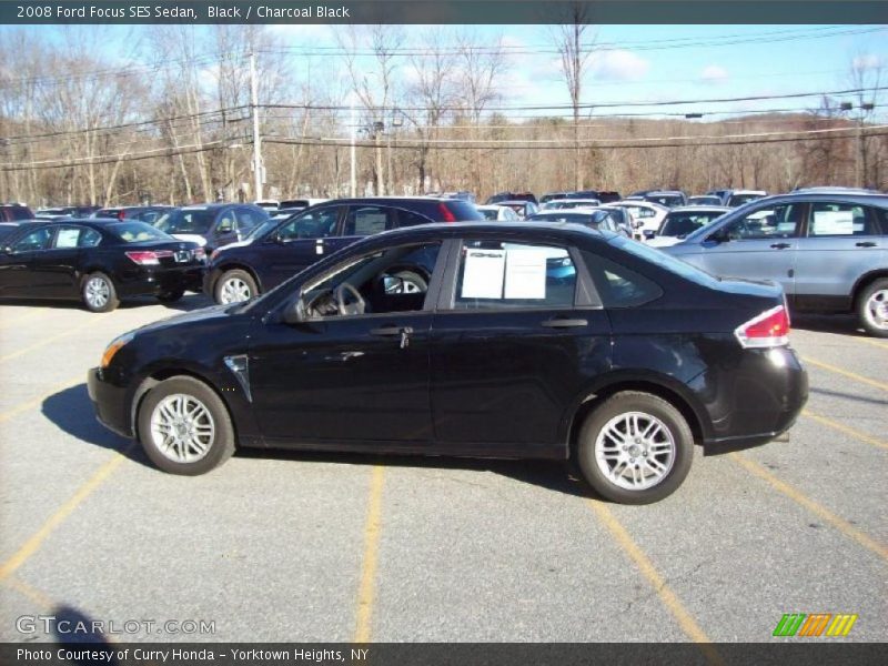 Black / Charcoal Black 2008 Ford Focus SES Sedan