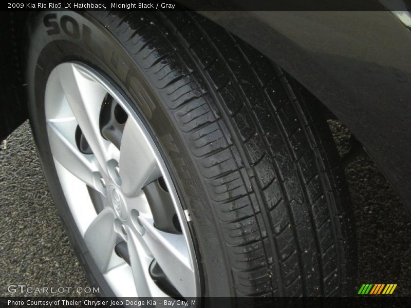 Midnight Black / Gray 2009 Kia Rio Rio5 LX Hatchback