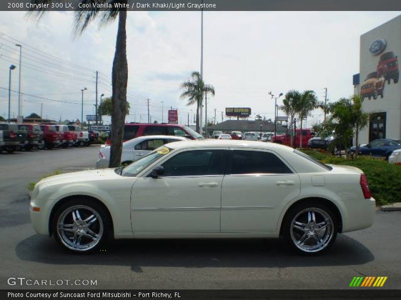Cool Vanilla White / Dark Khaki/Light Graystone 2008 Chrysler 300 LX