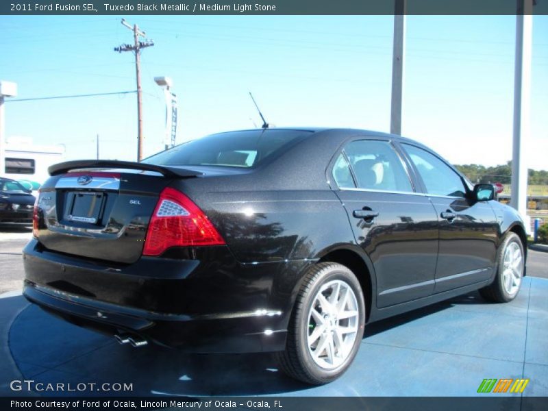 Tuxedo Black Metallic / Medium Light Stone 2011 Ford Fusion SEL