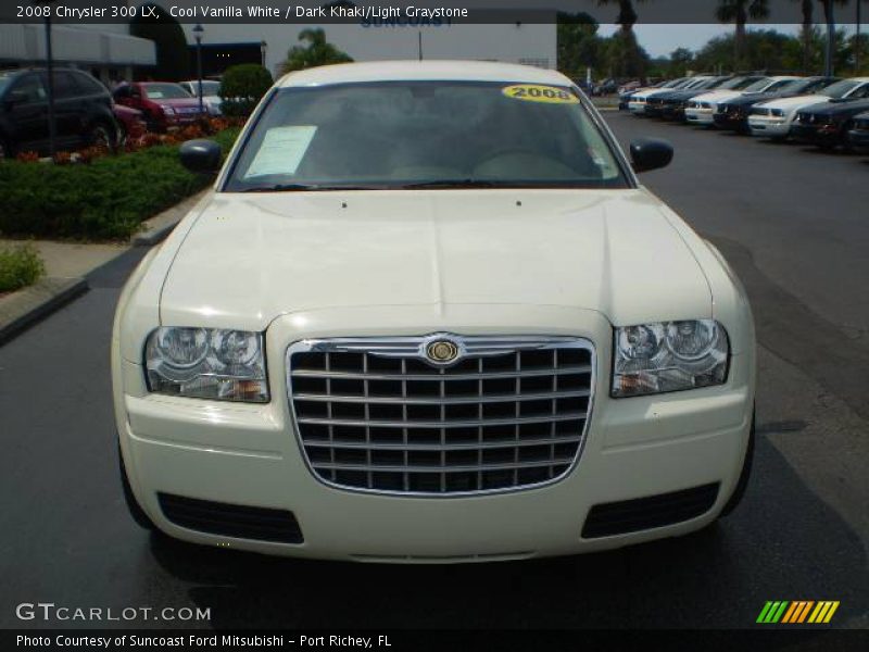 Cool Vanilla White / Dark Khaki/Light Graystone 2008 Chrysler 300 LX