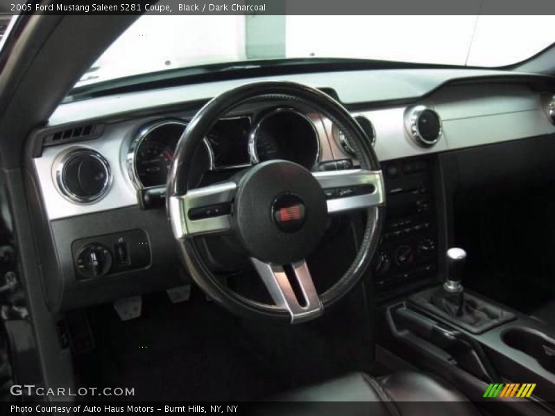 Dashboard of 2005 Mustang Saleen S281 Coupe
