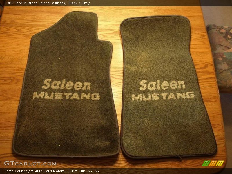  1985 Mustang Saleen Fastback Grey Interior