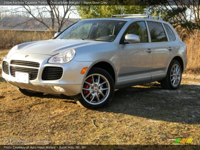 Front 3/4 View of 2004 Cayenne Turbo
