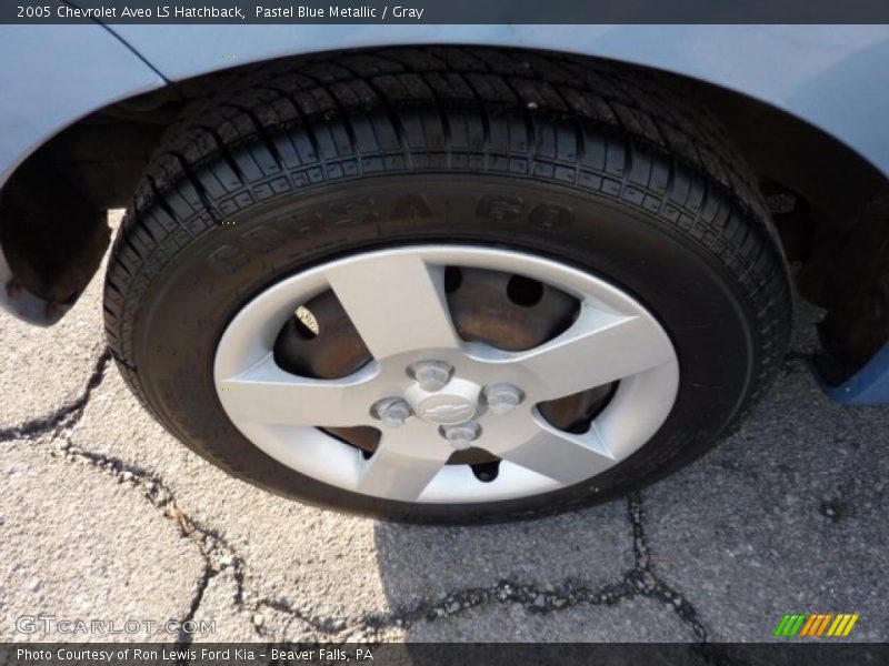  2005 Aveo LS Hatchback Wheel