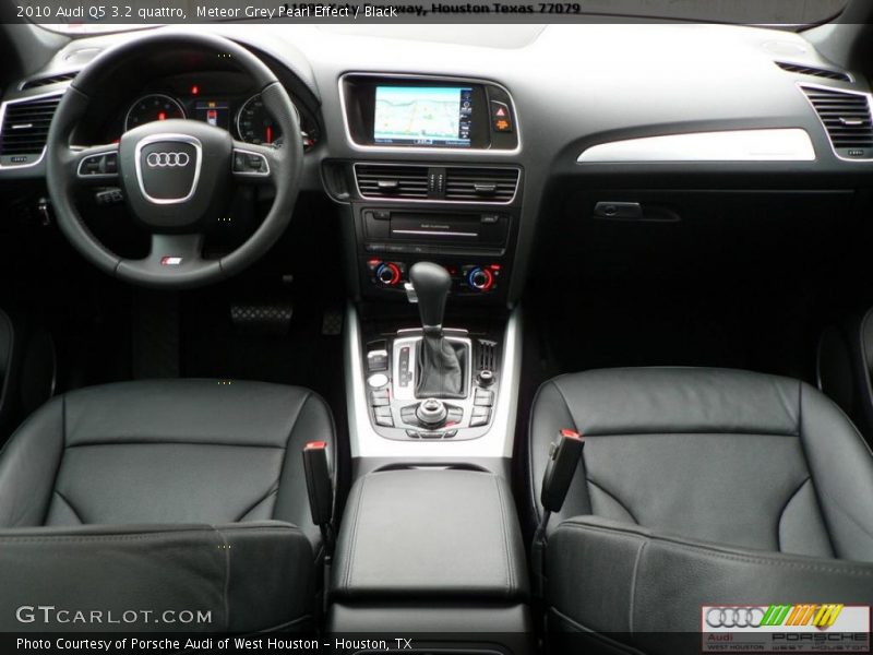 Black Interior - 2010 Q5 3.2 quattro 