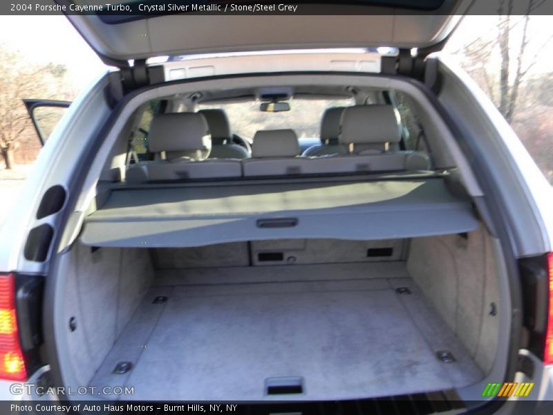  2004 Cayenne Turbo Trunk